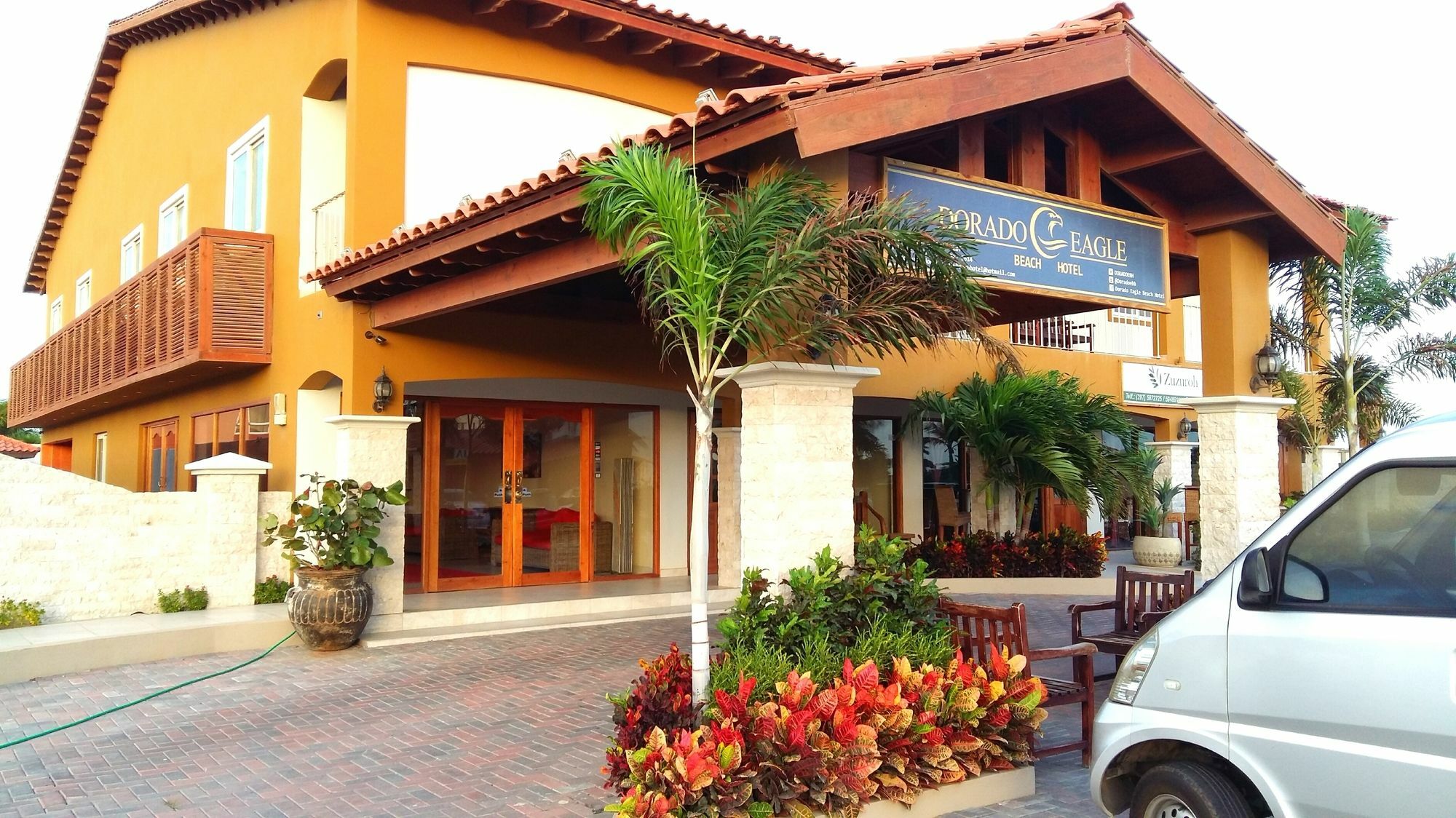 Dorado Eagle Beach Hotel Oranjestad Exteriér fotografie